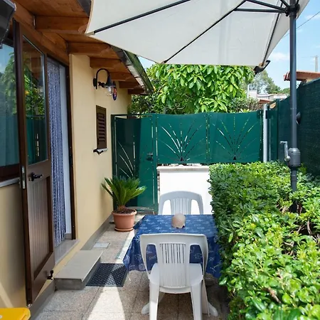 Holiday home Le Grazie Accomodation A Due Passi Dal Mare